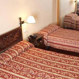 Twin Room Extra Bed